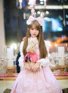 伊人国产成人,探索人性与情感的艺术表达